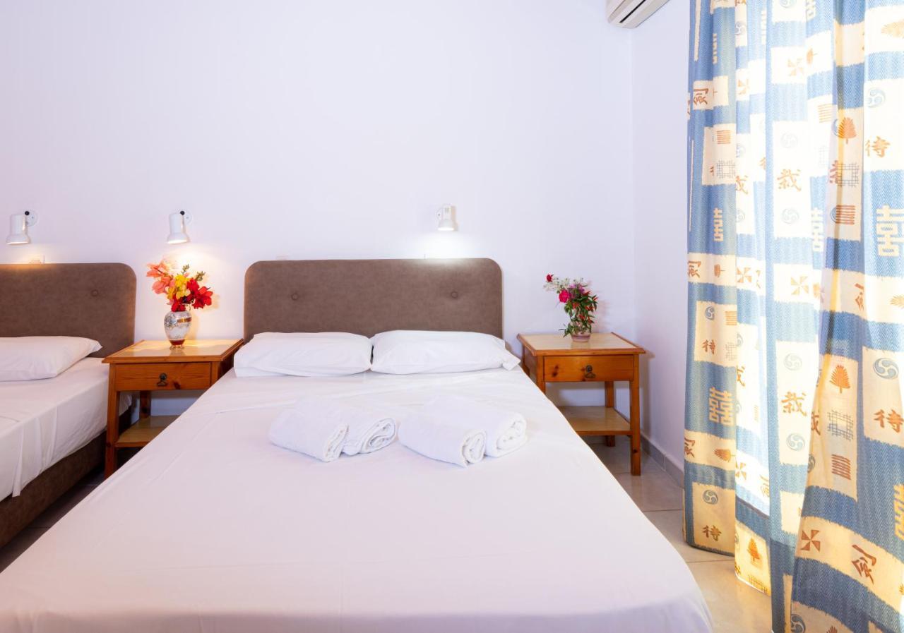 Hotel Korakakis Beach Финикунда Екстериор снимка