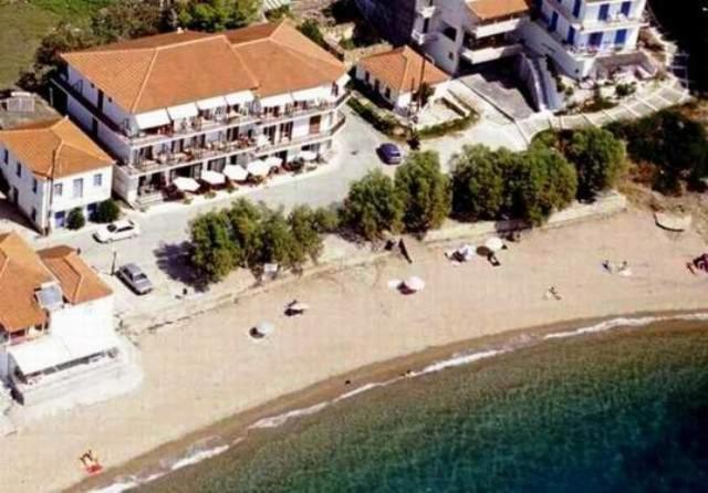 Hotel Korakakis Beach Финикунда Екстериор снимка