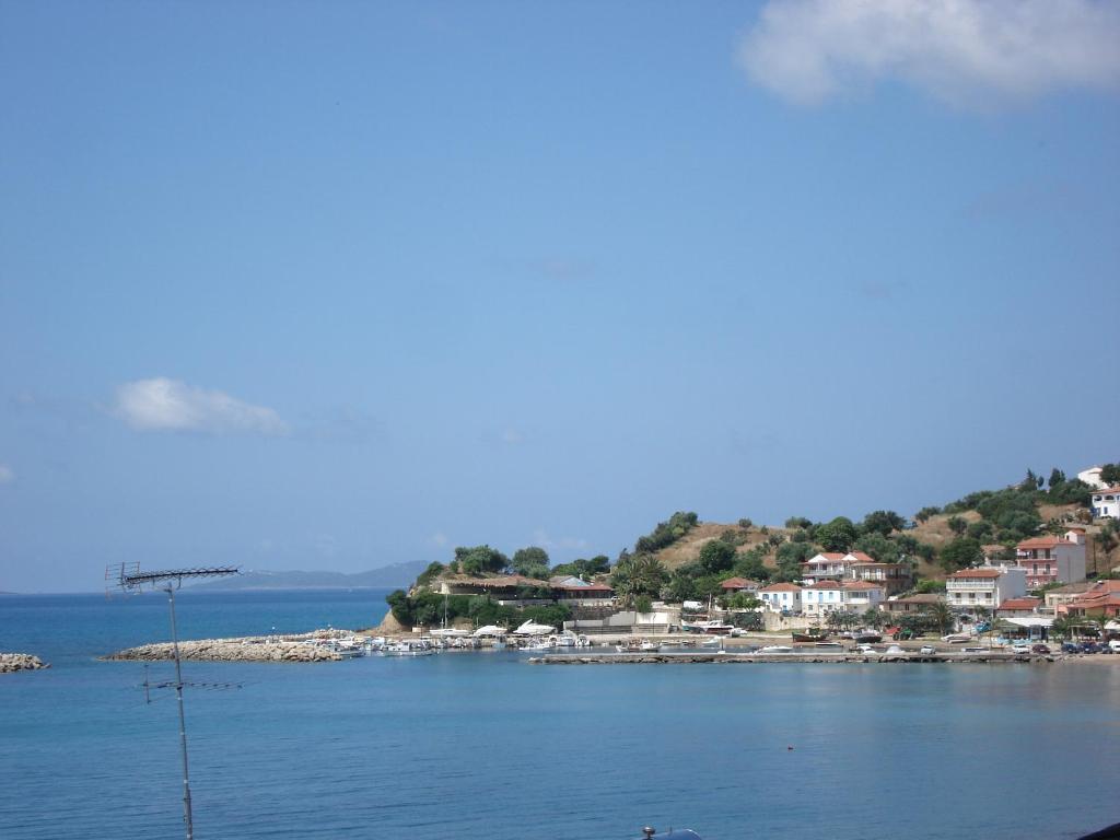 Hotel Korakakis Beach Финикунда Стая снимка
