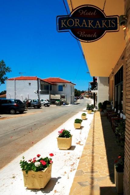 Hotel Korakakis Beach Финикунда Екстериор снимка