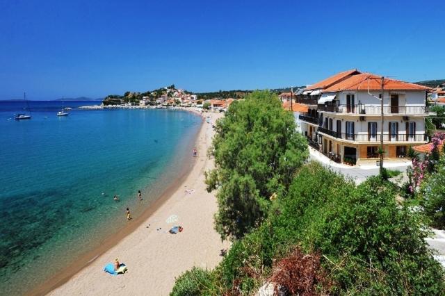 Hotel Korakakis Beach Финикунда Екстериор снимка